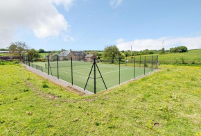 Lower Fifehead Farm